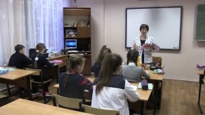 Урок немецкого языка / фрагмент / стих  Meine Mutti ist die beste /Щербатых Л.Ф.