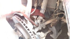 Подробная замена амортизатора или стойки и суппорта Тойота Марк 2 110