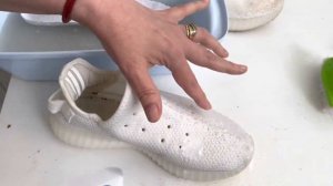 ОТБЕЛИТЬ БЕЛЫЕ YEEZY BOOST