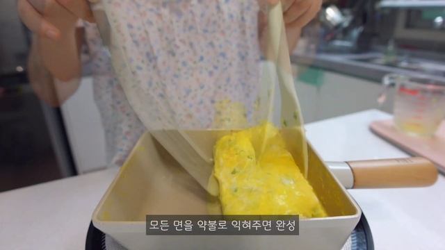 ENG | 집밥vlog?냉장고 파먹는 요리에 김치 빠질수 없지~ 꽁치 김치찜에 파넣은 계란말이 조합 | 갈비덮밥 | 알리오올리오 파스타, DIY 피자 만들기