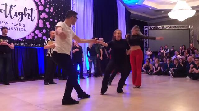 Omar Gonzalez & Katie Smiley-Oyen - Swing 16 Finals - Spotlight 2018-2019 смотреть онлайн