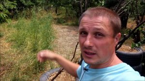 Забор из покрышек или удобная компостная куча