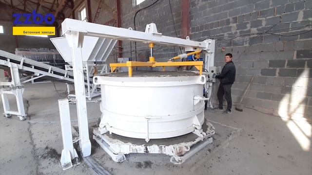 Работа вибпропресса КС-20 с бетоноукладчиком