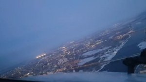 Заход и посадка в Новосибирске, красивые виды утреннего города из кабины самолета