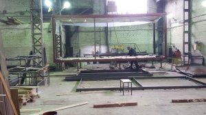 Собранный каркас металлической бытовки, дачной бытовки, хозблока