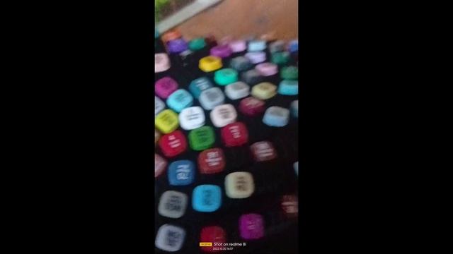 Обзор на маркеры "Touch" (80 цветов) смотреть онлайн