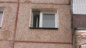 Стали известны подробности падения ребенка из окна многоэтажки Улан-Удэ