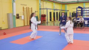 Карате сётокан. Краевые соревнования по карате ВБЕ. 12 декабря 2021. Девочки 11 лет. Кумите - 06.