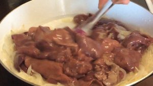 Печень куриная в сметане