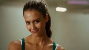 Китайцы жгут -  девушки без юбок