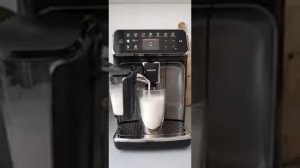 Кофемашина Philips EP4349/70 LatteGo