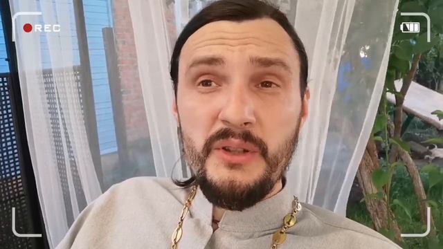 Видео обращение батюшки блогера