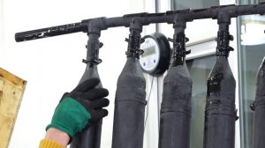 Солнечный водонагреватель из пластика и стеклянных бутылок.