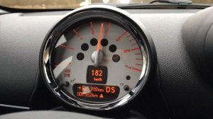 BMW Mini SD Countryman R60 0-200 km/h on Top Speed acceleration 143 PS