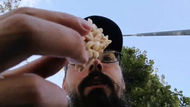 Дегустация напитка народов Средней Азии: Турецкий Айран и воздушные зёрна риса в сахарном сиропе смотреть онлайн