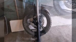 Замена пыльников вилки на SUZUKI DL650 V-STROM