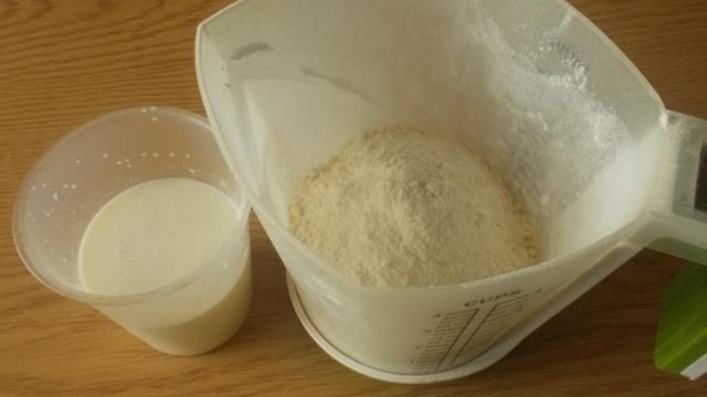 Дрожжевое тесто на кефире для пиццы