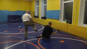 Уклон+циркуль с выходом на удары ногой. Продолжение темы.  В Н Крючков