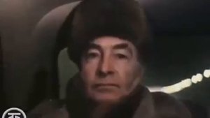 ВЫ ВСЕГДА БУДЕТЕ ЗАВИСЕТЬ ОТ НАС. "Городские подробности, или Любовь с привилегиями" .  ФРАГМЕНТ.