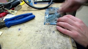 Ремонт Philips 37PFL7603D. Негатив. Белый экран. Замена Гаммы AS15-F