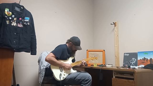 a minor- Fender Stratocaster with TBX tone pot, first bass then treble смотреть онлайн