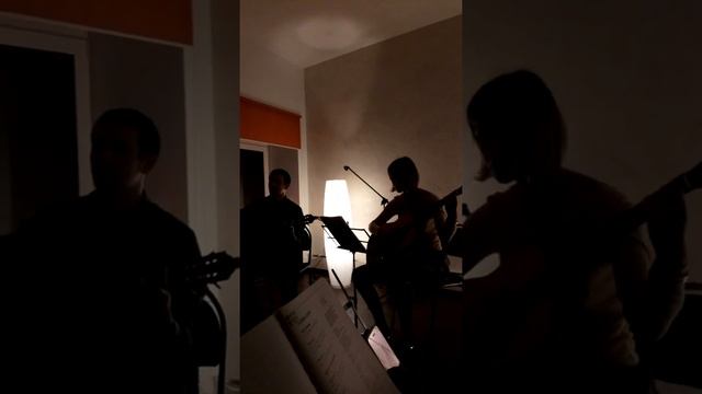 Квартирник в GUITARDO. Поем Битлз смотреть онлайн