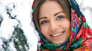 Алёна Шестак - Счастливая
(слова: Игорь Блоцкий, музыка: Олег Елисеенков)