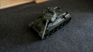 Радиоуправляемый танк Heng Long T-34-85 PRO с железными гусеницами и дымом