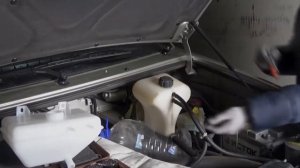 Лечим "детскую" болячку Патриота - меняем расширительный бачок