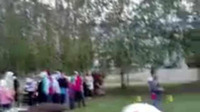 Мечеть Нижнекамска .9 сентября 2010 год .Тубэн Кама мэчете. A holiday for children in the mosque. смотреть онлайн