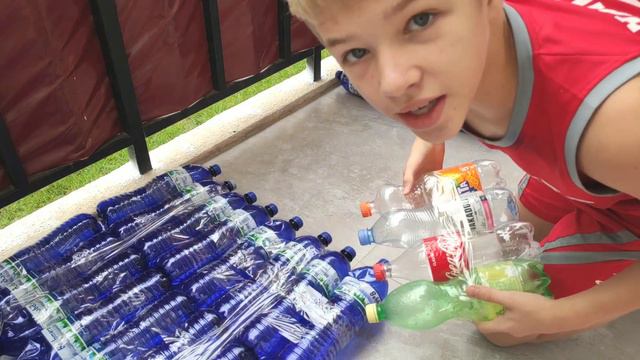 ПЛОТ ИЗ БУТЫЛОК смотреть онлайн