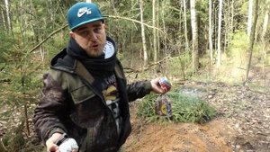 Сутки в лесу,делаем коптильню холодного копчения,коптим курицу.Live видео