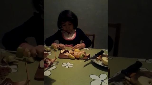 Фруктовый шашлык