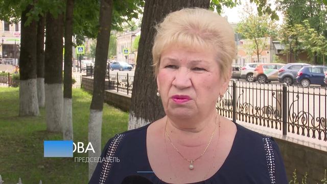 Возложение цветов к Вечному огню в Звенигороде