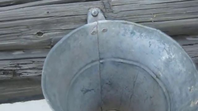 Конус для забоя птицы из старого ведра. смотреть онлайн