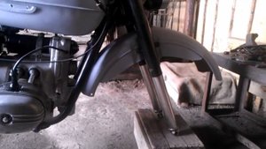 Переднее крыло Урал Очистка от краски и грунтовка