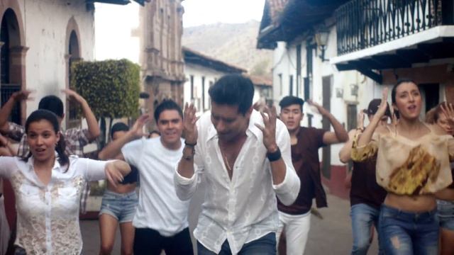 Ricardo Caballero - Tengo un Corazón смотреть онлайн