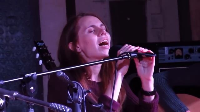 Один в каное - Демони смотреть онлайн