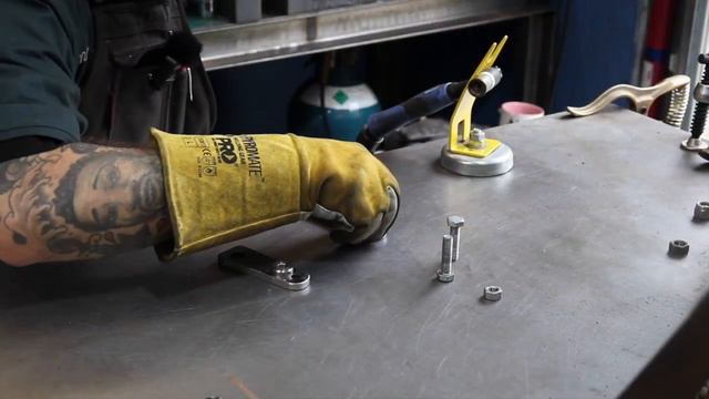 Crazy Frank Style Fender 3 смотреть онлайн