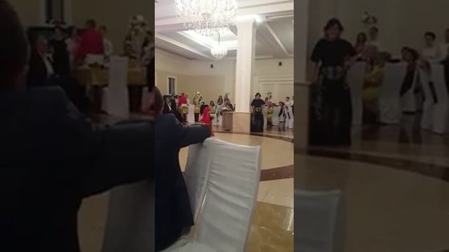 Танцевальный подарок на свадьбу.Маленький джигит. смотреть онлайн