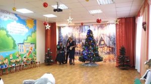 Новогодний утренник в Детском саду.  Дед Мороз.  Рассказываем стихи и Танцуем на Новый Год.