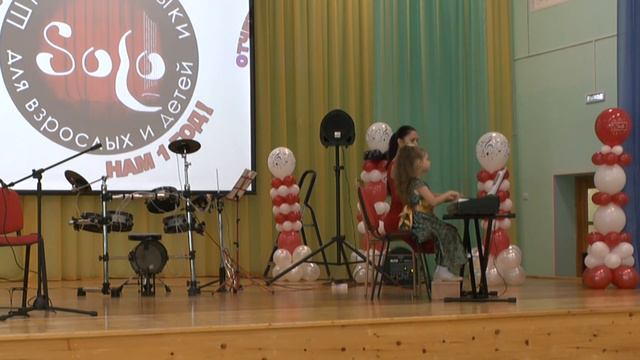 Уроки игры на пианино. Анна Легостаева, фортепиано смотреть онлайн