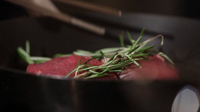 Бифштекс с тимьяном \ Щербет \ Молекулярная кухня смотреть онлайн