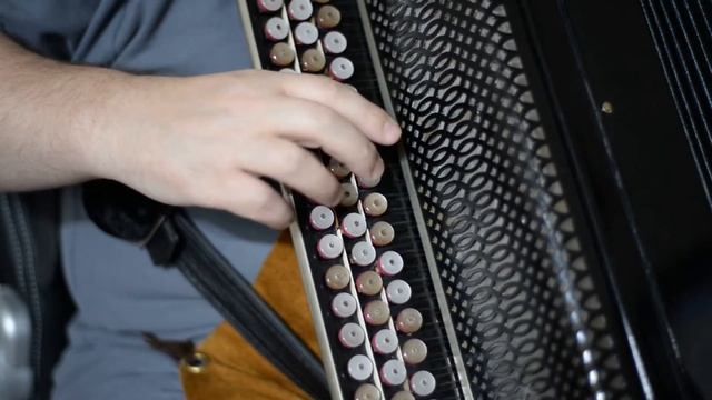 «Дорогой длинною». Разбор песен на баяне ноты и аккорды. смотреть онлайн