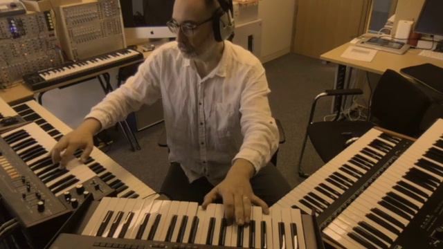 VC340 + Odyssey смотреть онлайн