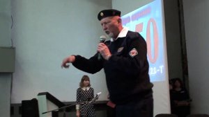 00045-Н.Олейников читает стихотворение!