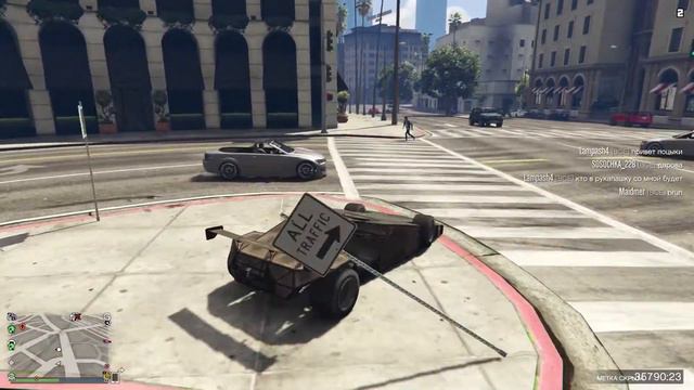 МАШИНА РАМПА СКИНУЛА ИГРОКА С МОСТА В GTA 5! ТРОЛЛИНГ НА МАШИНЕ РАМПЕ В ГТА 5 ОНЛАЙН (УГАР) смотреть онлайн