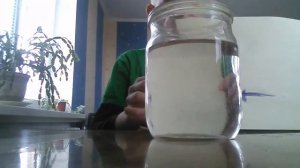 Оптическая иллюзия со стаканом воды]] Optical illusion with a glass of water