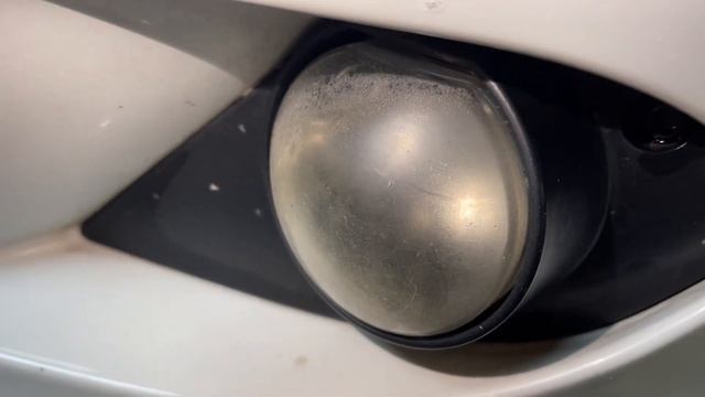 Вместо штатного ксенона на автомобиле BMW 5 series E60 установили bi-led модулей Aozoom A9 смотреть онлайн