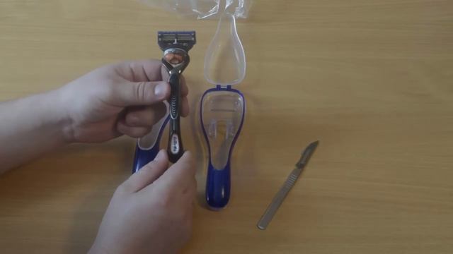 Защитный Бокс для бритвенных станков Gillette смотреть онлайн